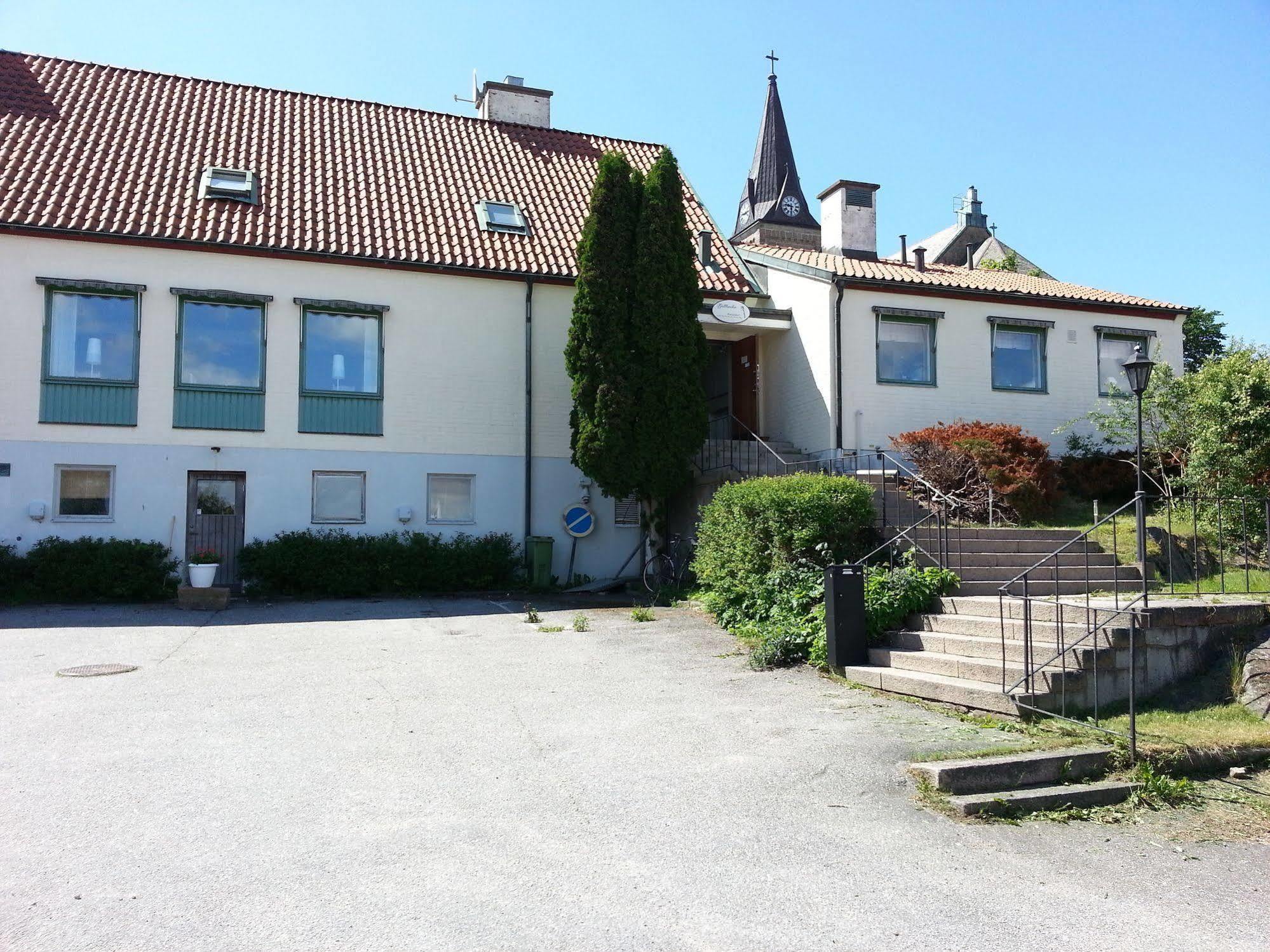 Fjaellbacka Pensionat Och Vandrarhem ภายนอก รูปภาพ